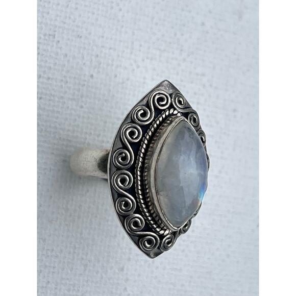 Doug Paulus Signed Moonstone Ring - Sterling Silver - Picture 2 of 4